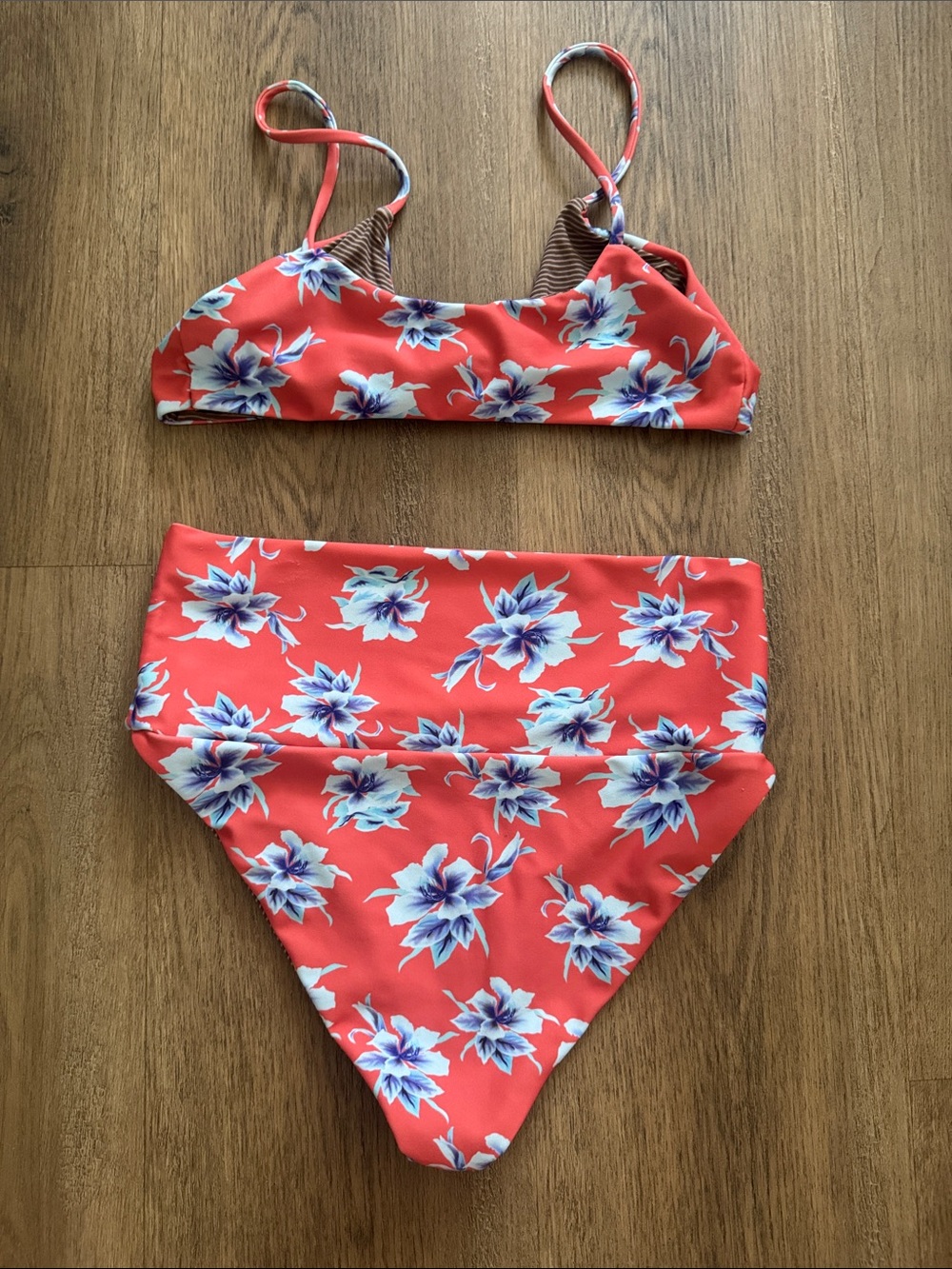 Acacia Set- Aloha Small - Picture 2 of 3